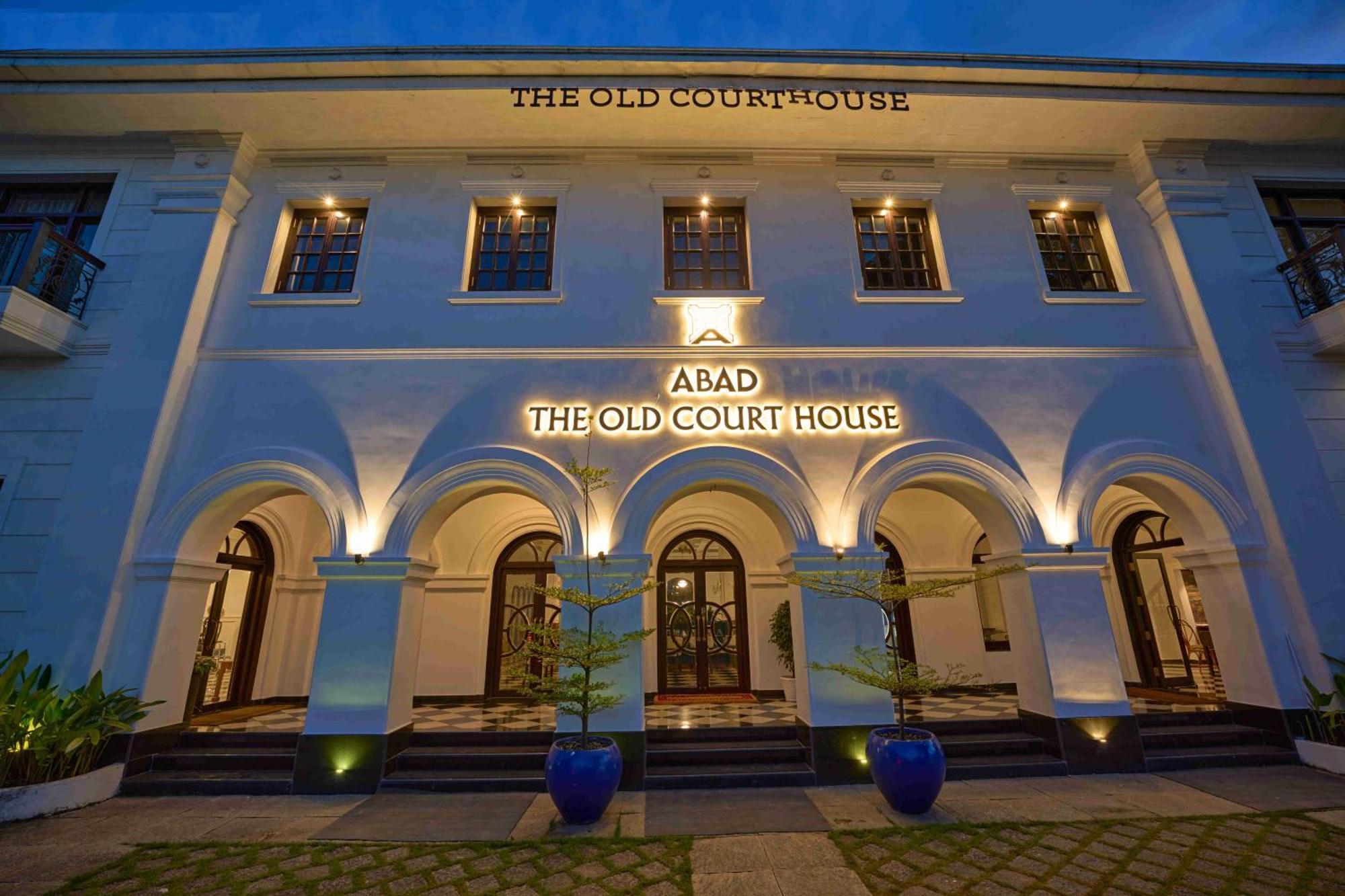 Hotel The Old Court House By Abad 4*
