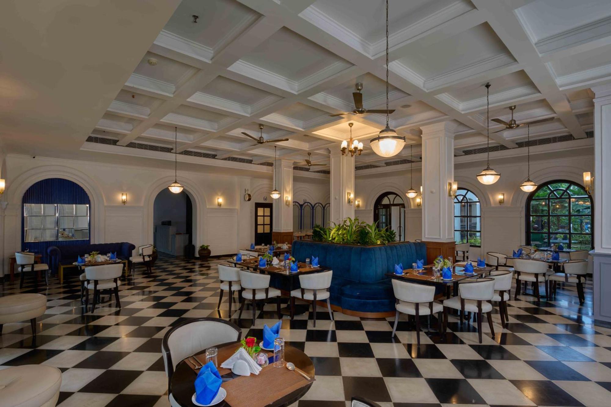Hotel The Old Court House By Abad 4*